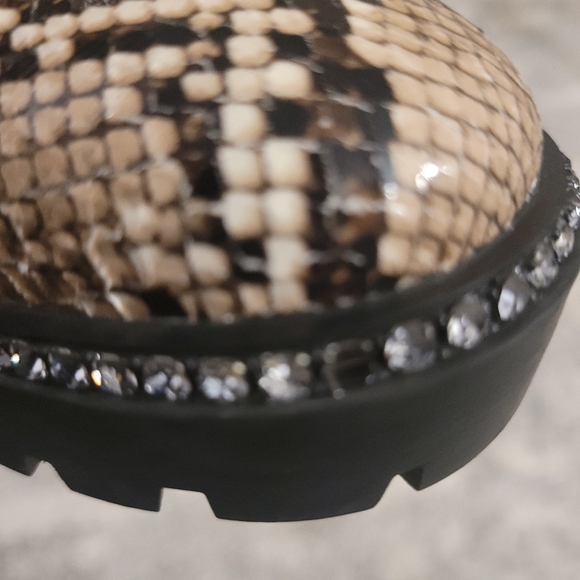 Jessica Simpson snake combat with boots 8 M - Picture 7 of 8